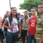 En el Desfile Militar de Independencia Dominicana Jovenes Protestan Pacificamente Fue Desalojados por La Seguridad